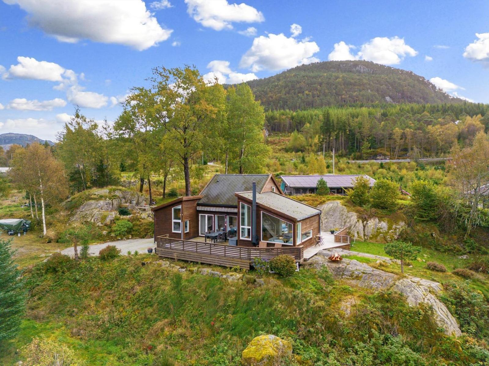 Вилла Charming House Located By The Fjord With The Pultpitrock Within Short Distance Йёрпеланн Экстерьер фото